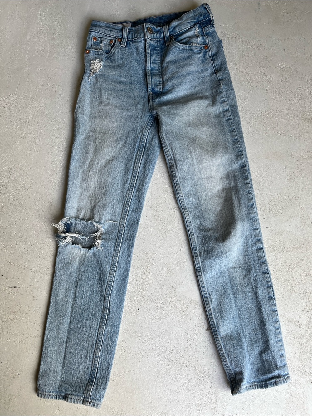 GAP Cheeky Straight High Rise Light Blue Denim Jeans